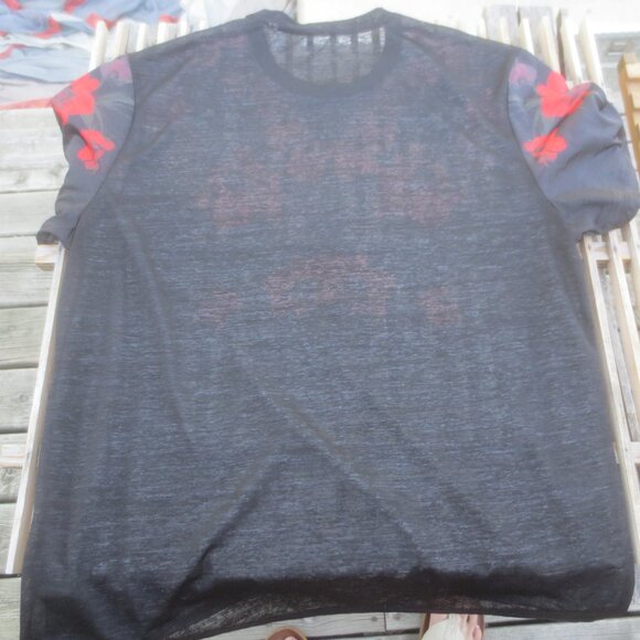 Guess Los Angeles Men's Sexy Sheer Red Rose Black Polyester T-Shirt - Size Large - Picture 6 of 13
